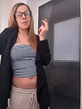 Snapshot of TerrasWildlife chatting on 02/14/25, 04:31 TerrasWildlife online show from 02/14/25, 04:31