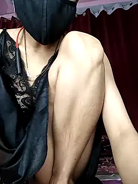 Snapshot of Amzing-Couple chatting on 01/23/25, 12:19 Amzing-Couple online show from 01/23/25, 12:19