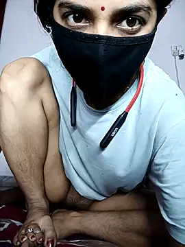 Snapshot of Amzing-Couple chatting on 03/13/25, 04:12 Amzing-Couple online show from 03/13/25, 04:12