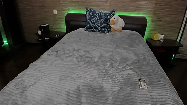 Lust One  online show from 12/13/24, 07:43