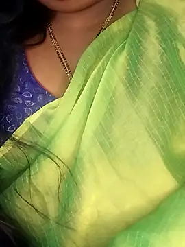 Sexy Radhikaa online show from 12/14/25, 01:44