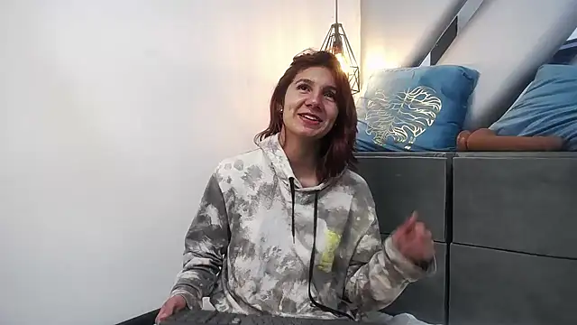 EndlessNightfx online show from 02/04/25, 10:32