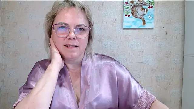 Snapshot of sweetsunset11 chatting on 07/31/26, 03:44 sweetsunset11 online show from 07/31/26, 03:44