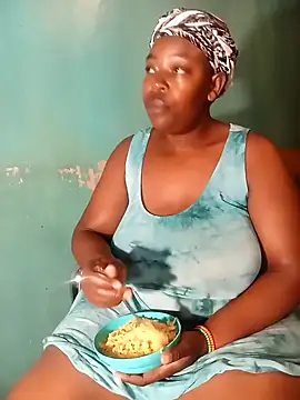 curvyloneah75 online show from 03/10/25, 06:27