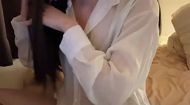 yuyum651 online show from 12/15/24, 12:28