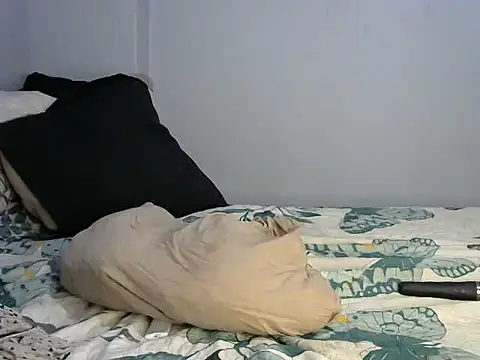 Snapshot of Fatnastyass44 chatting on 05/04/26, 06:42 Fatnastyass44 online show from 05/04/26, 06:42