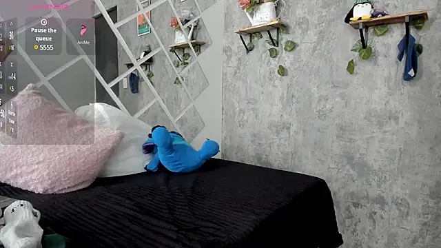 Megan sophia2 online show from 03/05/25, 12:55