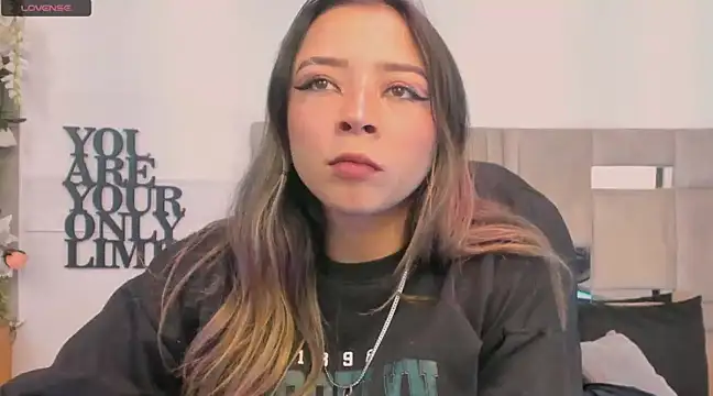 natacha  black  online show from 01/23/25, 01:02