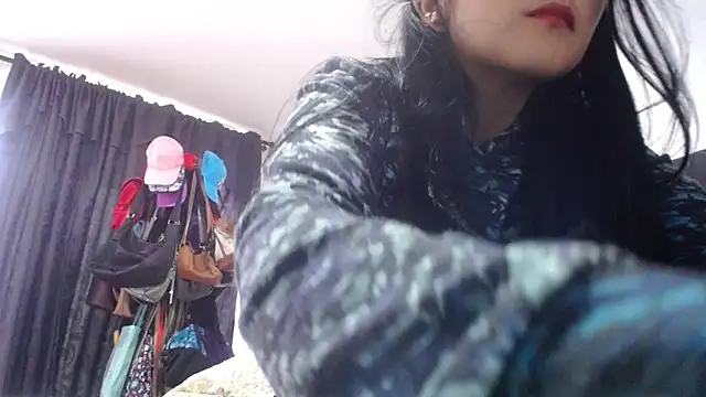 princehermosa44 online show from 10/21/25, 09:26