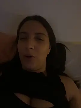 Snapshot of xBubblyBarbiexx chatting on 11/29/25, 03:09 xBubblyBarbiexx online show from 11/29/25, 03:09