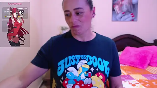 sara florez1 online show from 09/28/25, 11:37