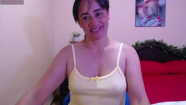 sara florez1 online show from 12/14/25, 11:59