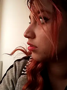 Naomy veracruz  online show from 10/26/25, 11:49