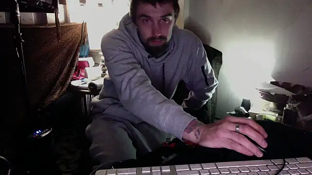 Snapshot of Fuckboy4public chatting on 12/15/24, 11:23 Fuckboy4public online show from 12/15/24, 11:23