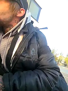 Snapshot of Fuckboy4public chatting on 09/25/25, 01:42 Fuckboy4public online show from 09/25/25, 01:42