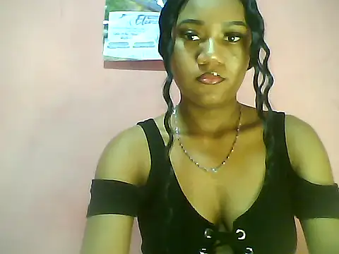 Snapshot of Fariana01 chatting on 01/04/25, 07:55 Fariana01 online show from 01/04/25, 07:55