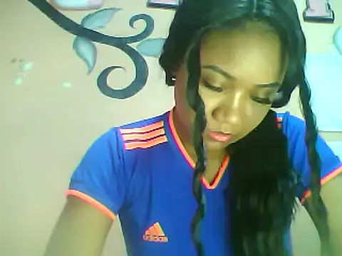 Snapshot of Fariana01 chatting on 01/22/25, 10:37 Fariana01 online show from 01/22/25, 10:37