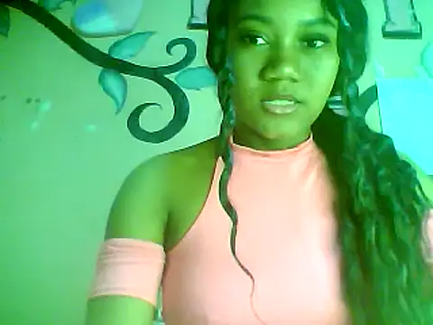 Snapshot of Fariana01 chatting on 01/26/25, 09:51 Fariana01 online show from 01/26/25, 09:51