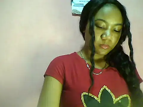 Snapshot of Fariana01 chatting on 01/30/25, 01:44 Fariana01 online show from 01/30/25, 01:44