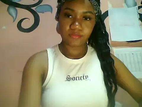 Snapshot of Fariana01 chatting on 02/04/25, 01:23 Fariana01 online show from 02/04/25, 01:23