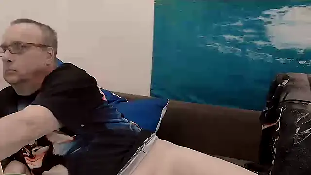 Manfred1012 online show from 02/06/25, 02:15