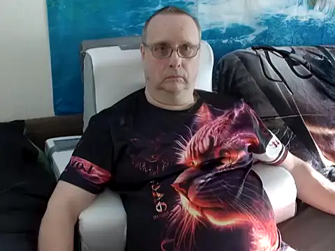 Manfred1012 online show from 02/17/25, 02:37