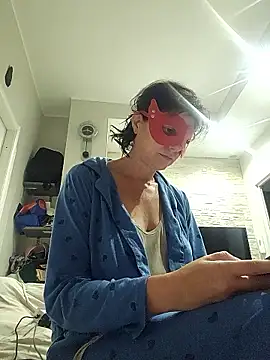 Vagabondainnamorata online show from 10/28/25, 04:27