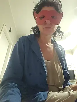 Vagabondainnamorata online show from 12/15/25, 03:44