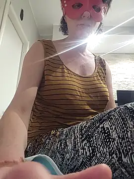 Vagabondainnamorata online show from 04/13/26, 02:55