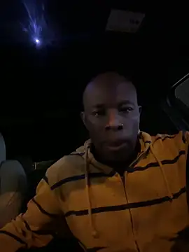 Snapshot of Bignc chatting on 09/30/25, 01:21 Bignc online show from 09/30/25, 01:21