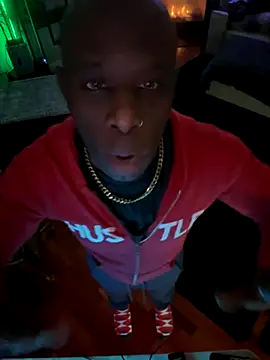 Snapshot of Bignc chatting on 10/02/25, 07:10 Bignc online show from 10/02/25, 07:10