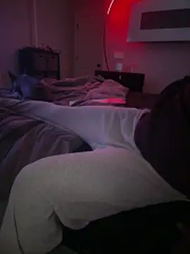 Snapshot of Bignc chatting on 11/19/25, 07:03 Bignc online show from 11/19/25, 07:03