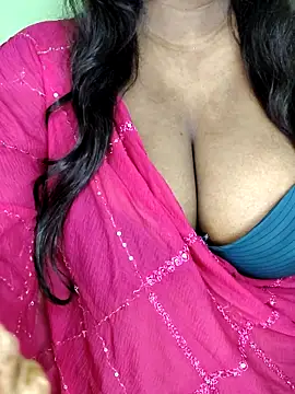 Snapshot of TANIYA-98 chatting on 04/23/26, 03:41 TANIYA-98 online show from 04/23/26, 03:41
