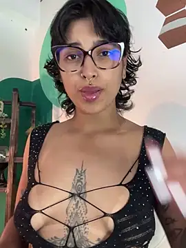 LollaByer online show from 02/20/26, 09:04