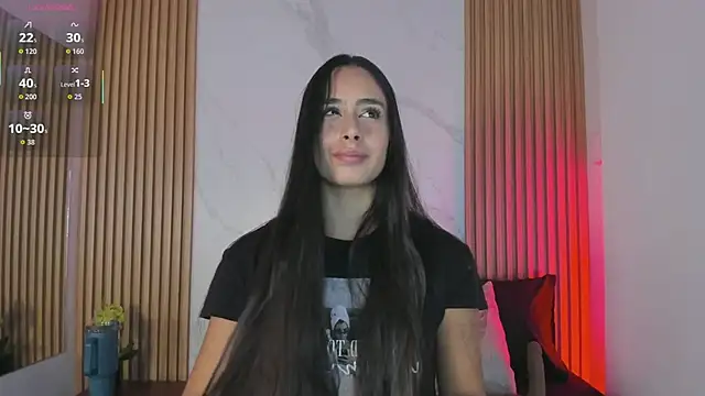 Julia Martinez  online show from 02/12/26, 11:38