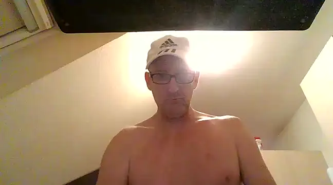 Snapshot of nacktchiller1076 chatting on 12/04/24, 09:51 nacktchiller1076 online show from 12/04/24, 09:51