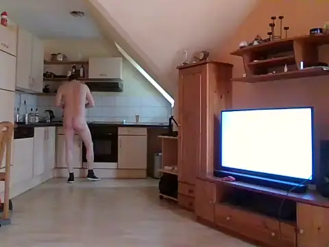 Snapshot of nacktchiller1076 chatting on 12/31/24, 12:04 nacktchiller1076 online show from 12/31/24, 12:04