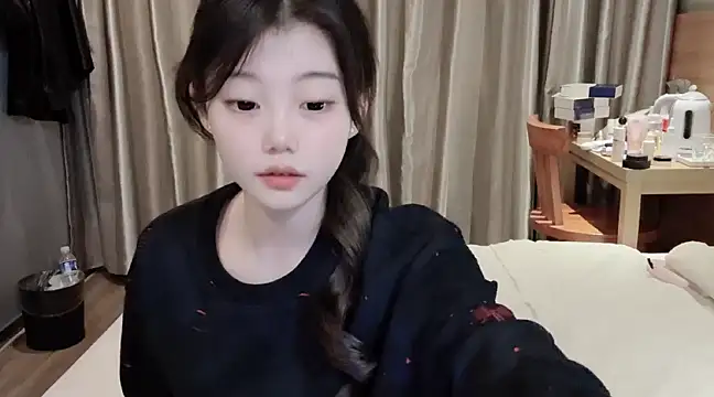 yangyang-1115 online show from 02/26/25, 08:15