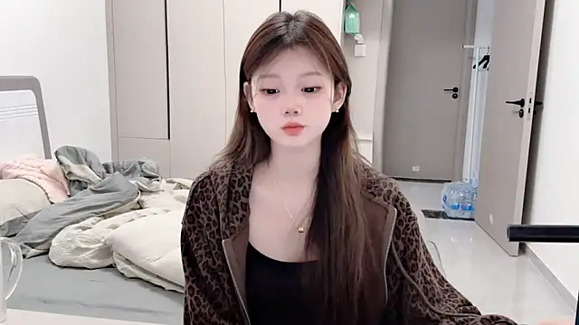 yangyang-1115 online show from 09/13/25, 04:45