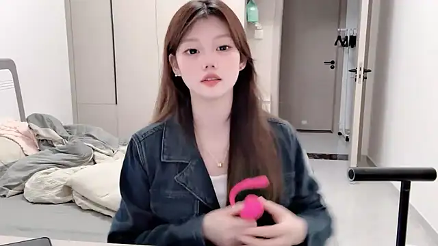 yangyang-1115 online show from 09/15/25, 03:39