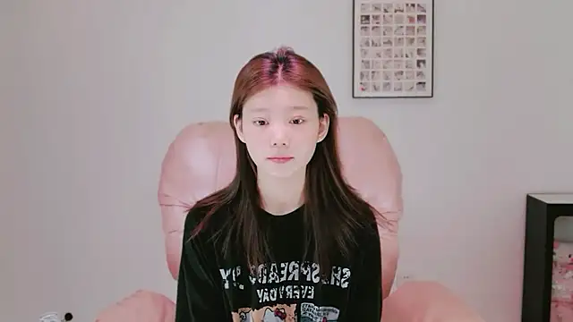 yangyang-1115 online show from 07/04/26, 03:13