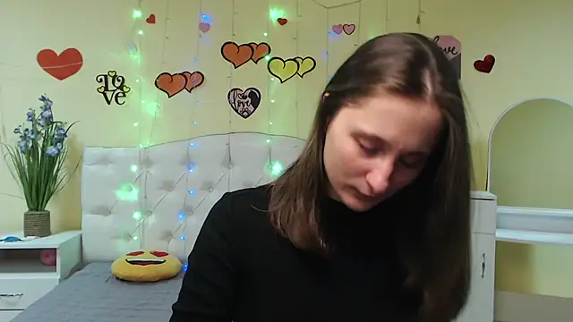 MichelLeee online show from 02/21/25, 12:06