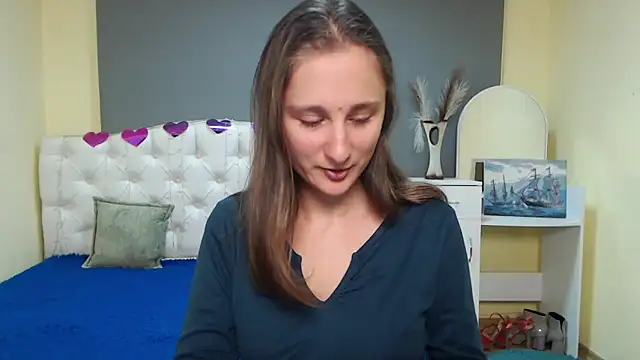 MichelLeee online show from 10/07/25, 11:18