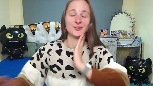 MichelLeee online show from 10/29/25, 12:18