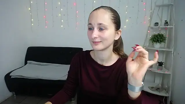 MichelLeee online show from 11/06/25, 12:17