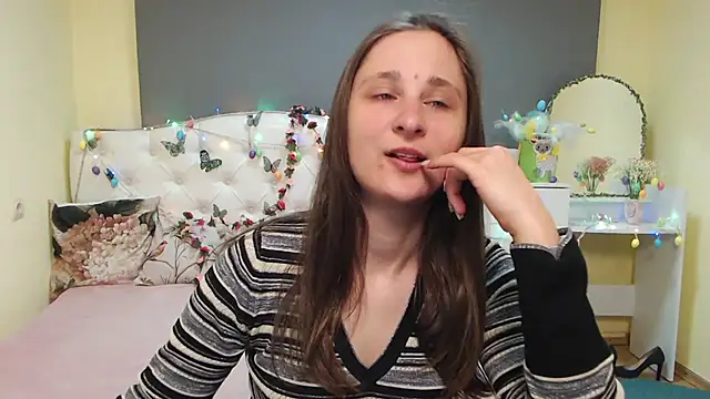 MichelLeee online show from 04/06/26, 11:22