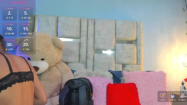 AshleyHill2 online show from 10/01/25, 03:34