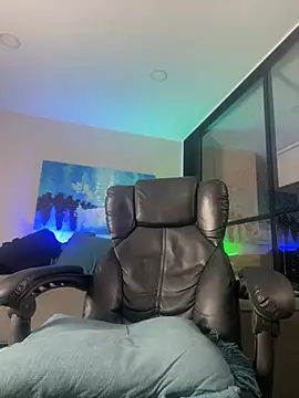 DimitriSullivan  online show from 01/19/25, 08:39