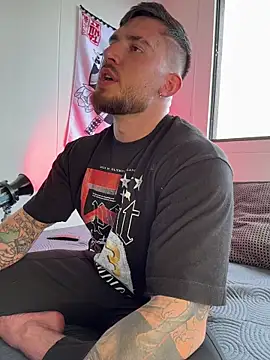 DimitriSullivan  online show from 11/24/25, 07:35