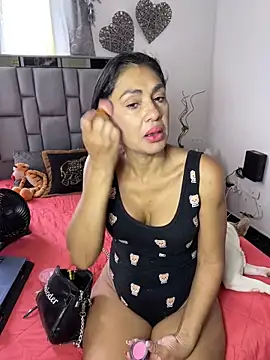 danielax50 online show from 02/07/25, 07:38